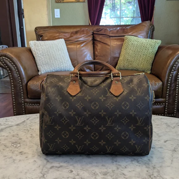 Louis Vuitton Monogram Canvas Speedy 30 - Picture 6 of 16